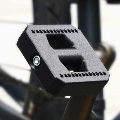 Pezzo stampato in PA6-CF – nylon con fibra di carbonio